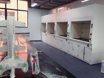 實驗室家具哪件最重要？為什么？